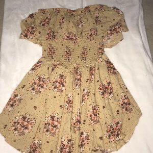 Strapless floral yellow romper